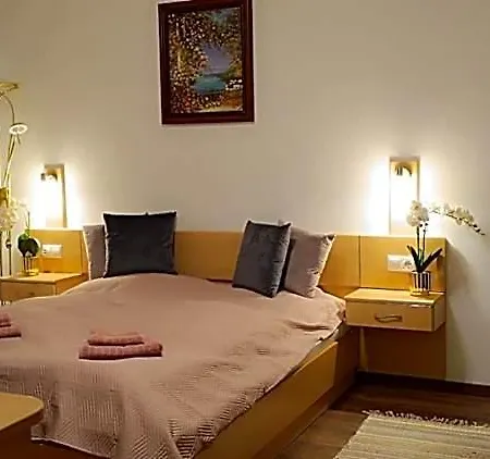 Borisz Aparthotel